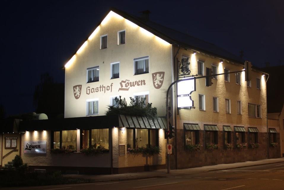 Hotel-Restaurant Lowen Süßen Exteriér fotografie