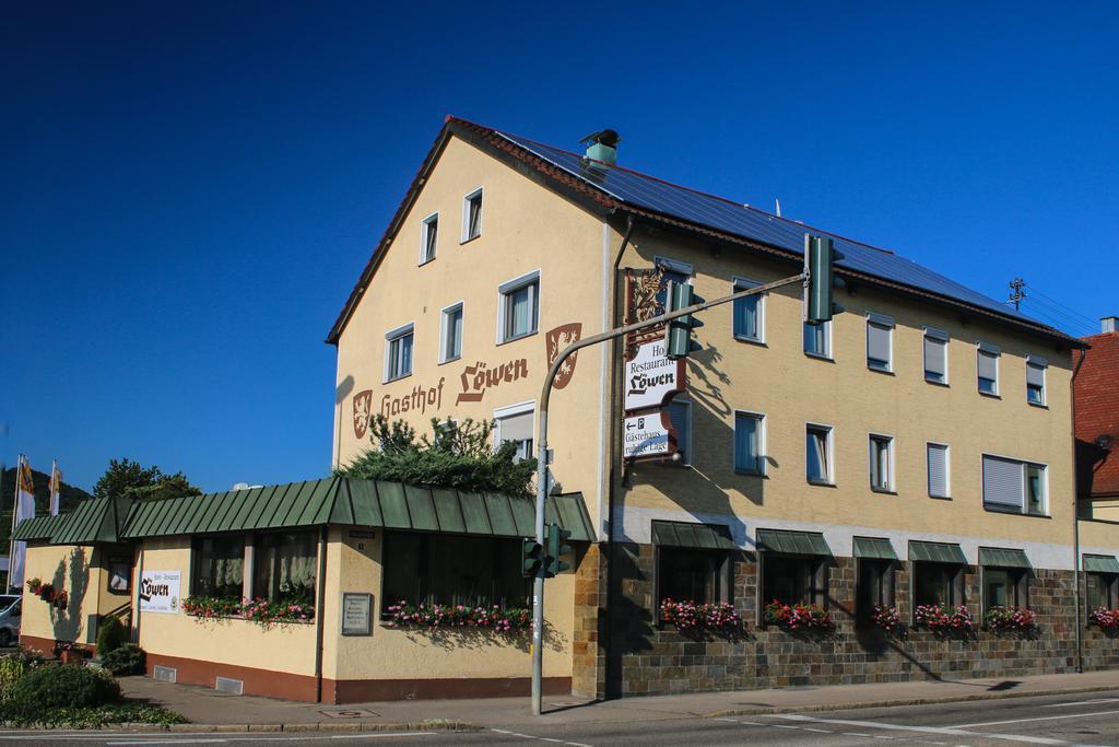 Hotel-Restaurant Lowen Süßen Exteriér fotografie