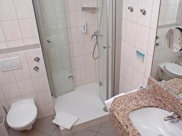 Hotel-Restaurant Lowen Süßen Pokoj fotografie