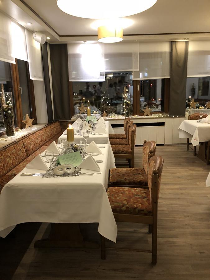 Hotel-Restaurant Lowen Süßen Exteriér fotografie